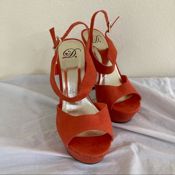 Heart in D Orange Gold platform High Heel Size 6 - Picture 12 of 17